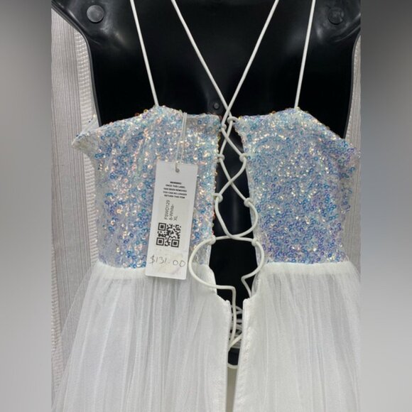 NWT Elegant White with Iridescent Sequins Prom Homecoming Wedding Gown Size XL - Picture 12 of 16